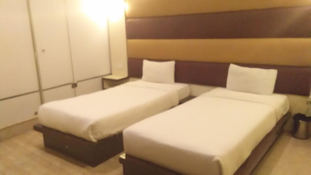 The White Klove Nowe Delhi Zewnętrze zdjęcie