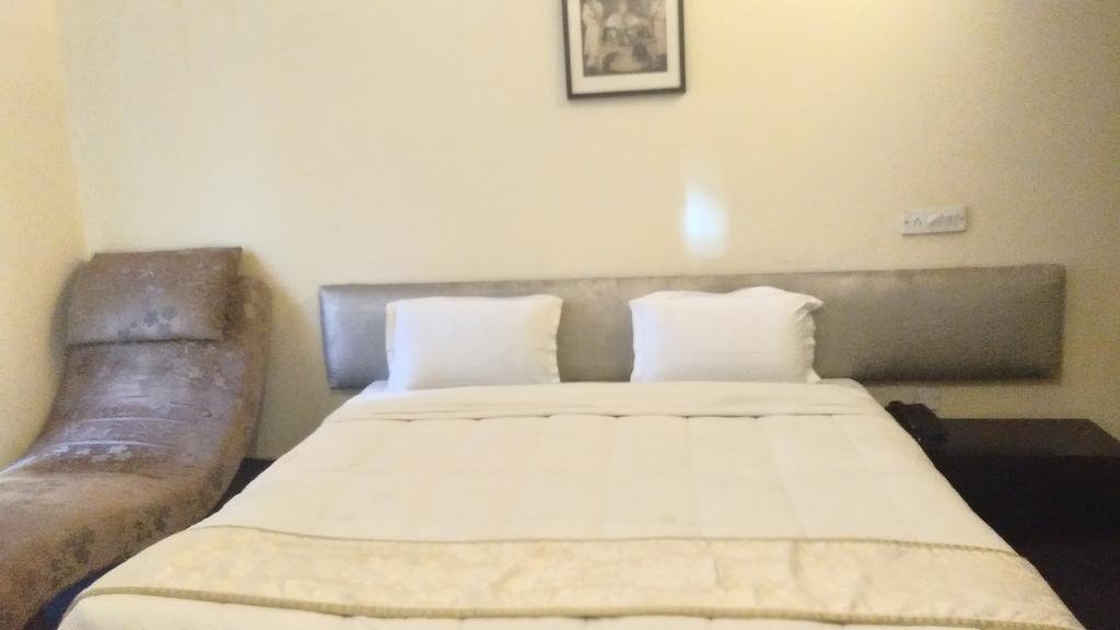 The White Klove Nowe Delhi Zewnętrze zdjęcie
